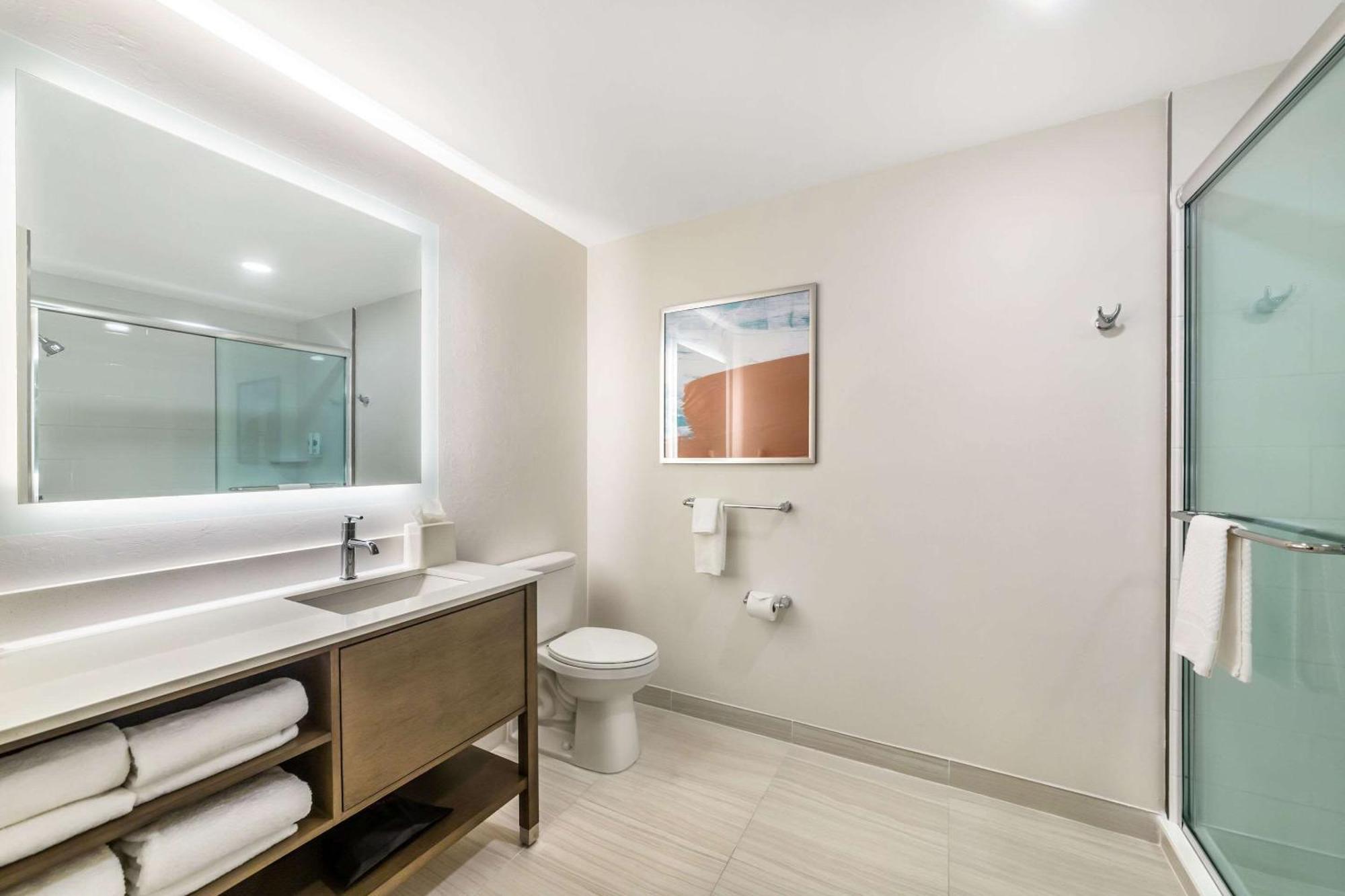 Comfort Suites Fort Myers East I-75 المظهر الخارجي الصورة