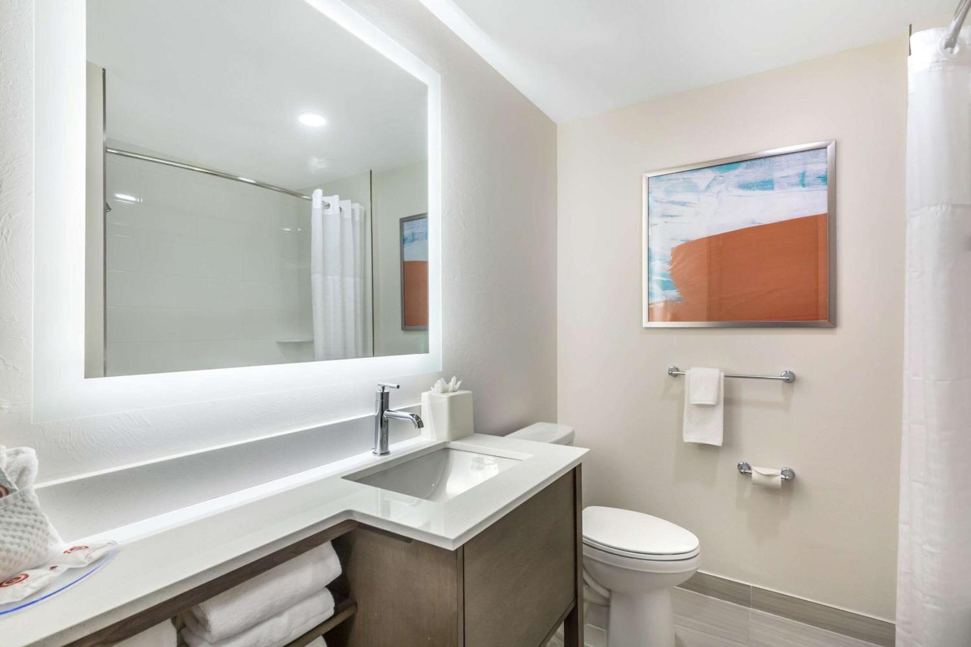 Comfort Suites Fort Myers East I-75 المظهر الخارجي الصورة