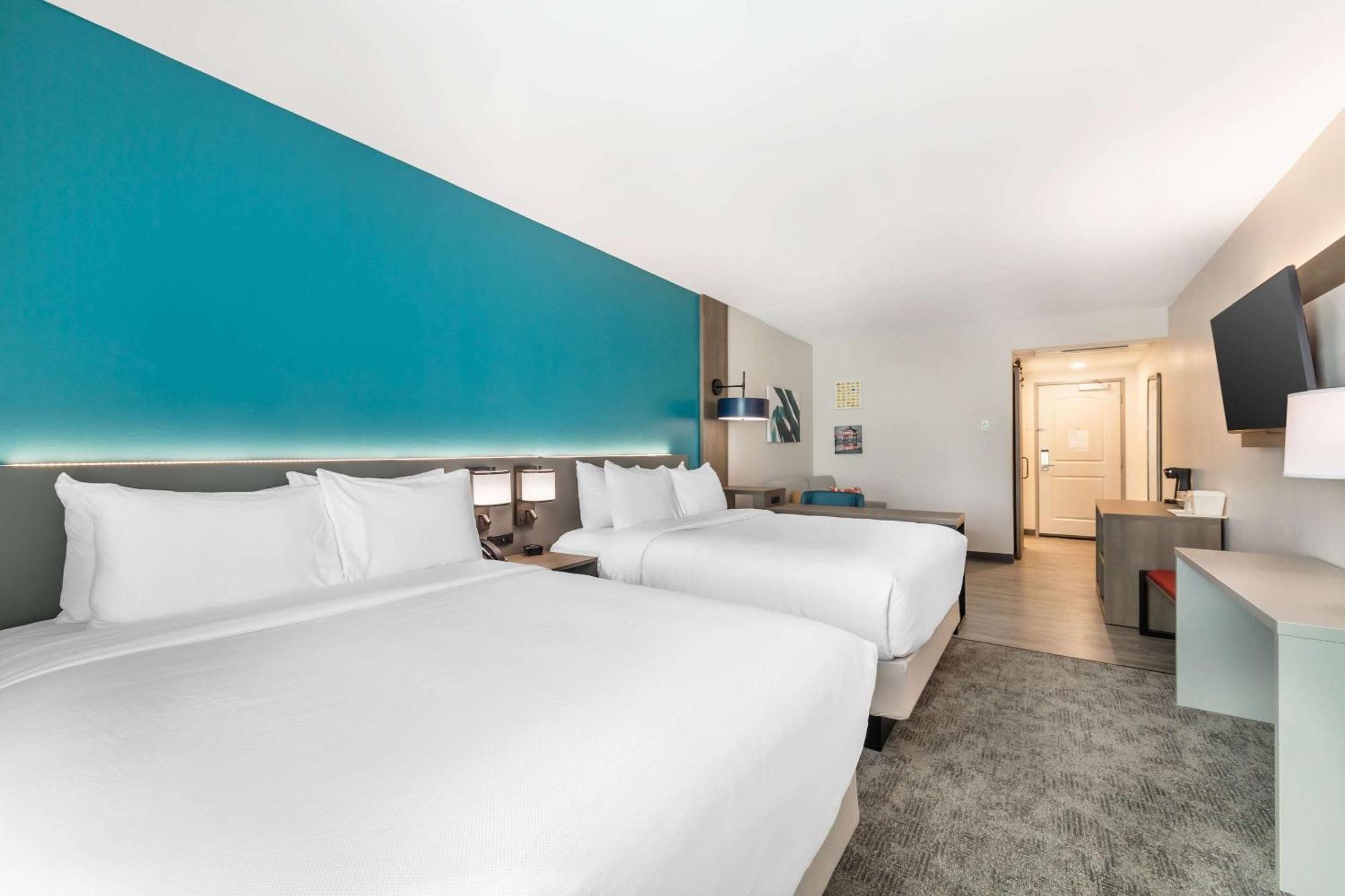 Comfort Suites Fort Myers East I-75 المظهر الخارجي الصورة